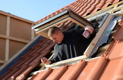 Pose de fenêtres de toit Velux à Champoulet